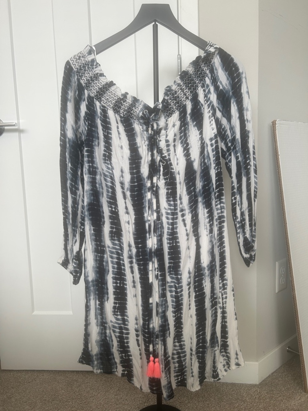 Black & White Tie-Dye Off-Shoulder Tunic with Tassel Detail